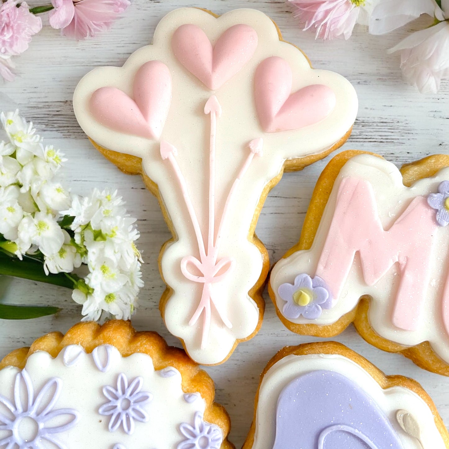 Elegant Mother's Day Afternoon Tea Cookie Set