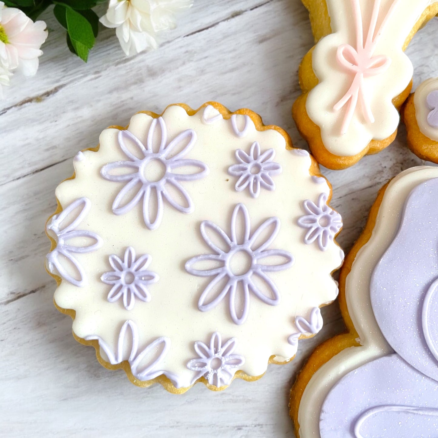 Elegant Mother's Day Afternoon Tea Cookie Set